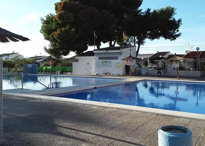 Laguna Rosa بيت للعطل تورّيفيِخا